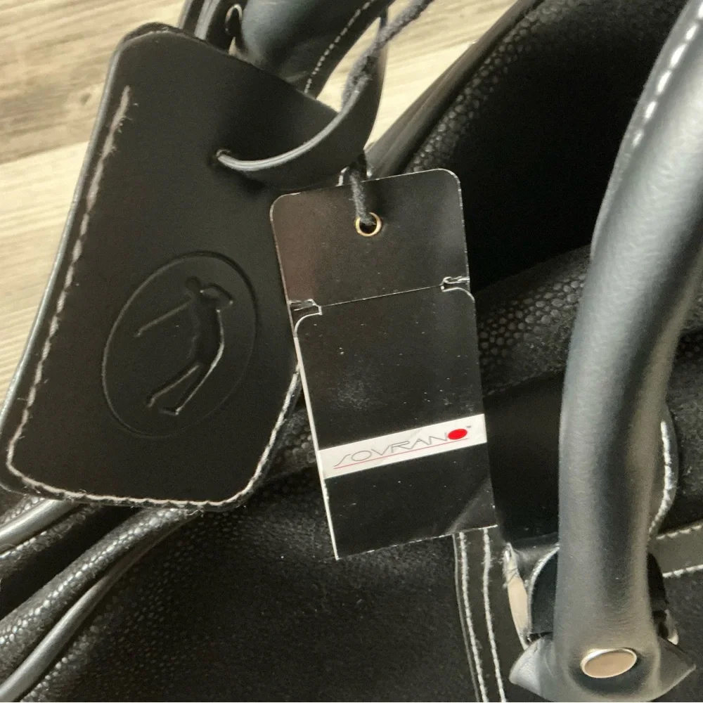 Sovrano black rolling bag duffle golfers bag